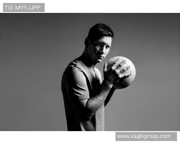 足球明星美琪高清图片展示她的风采与魅力,尽显运动之美与青春活力